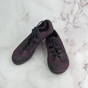 Merrell Womens 9.5 Vapor Glove 5 Shoes Burgundy Barefoot Hiking Trail Running